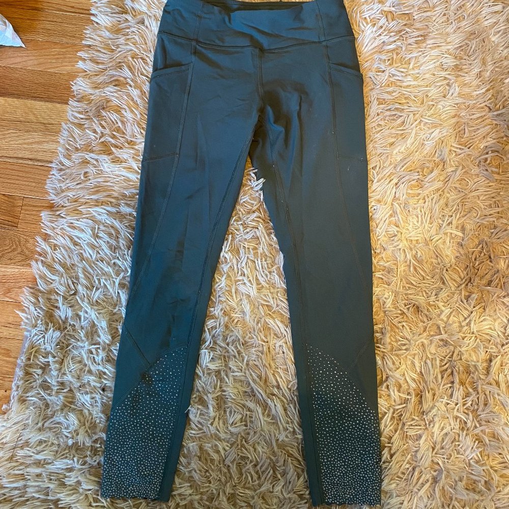 EUC Lululemon Tight II 25" reflective legging